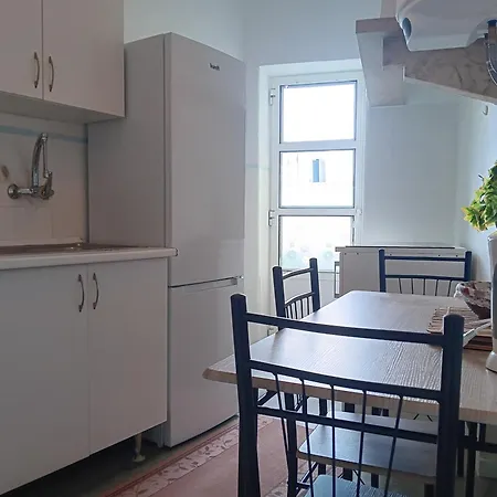 1 * Lisbon